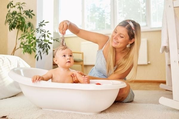 Quy trình chăm sóc da cho trẻ sơ sinh chuẩn chuyên gia