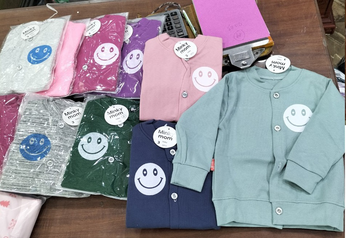 Combo 3 Áo len nhí SALE