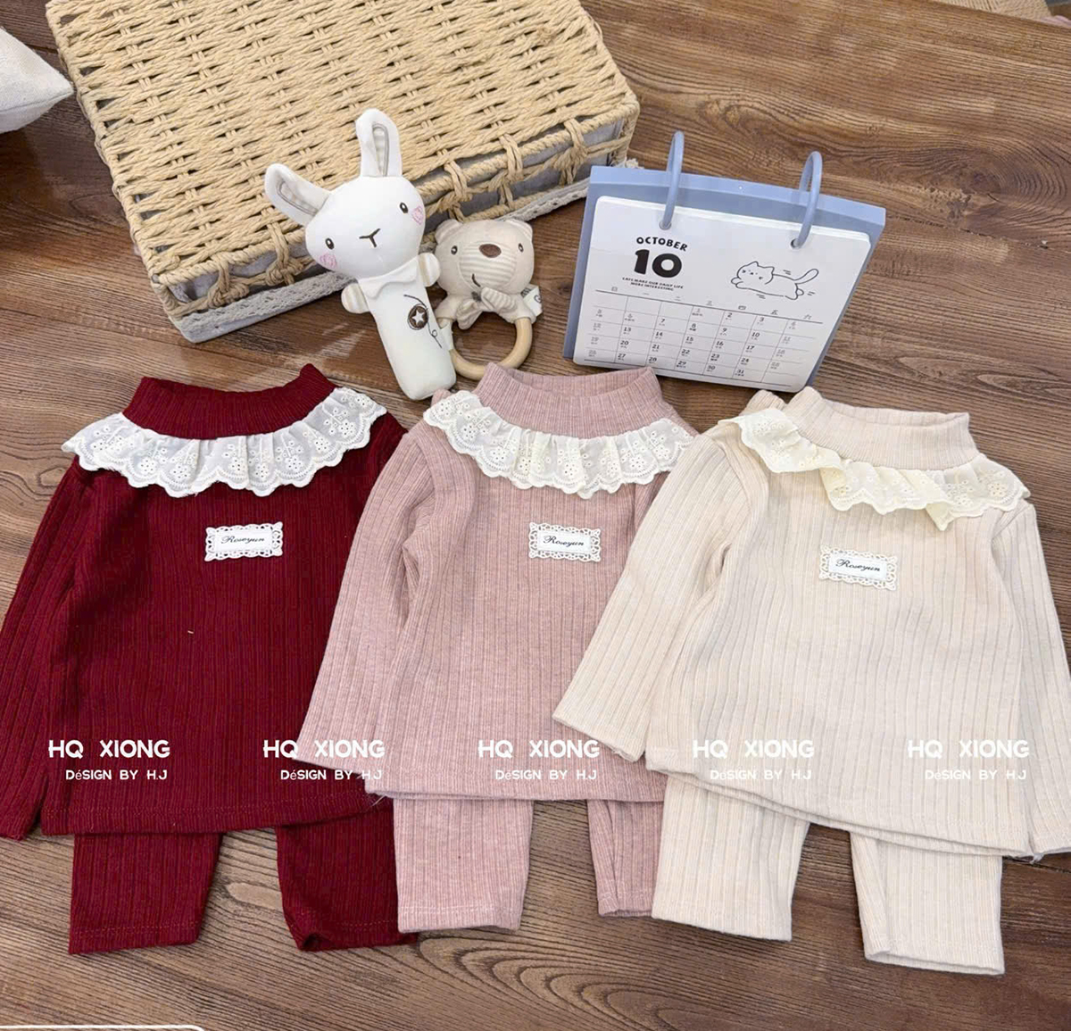 Bộ len đũa cổ ren