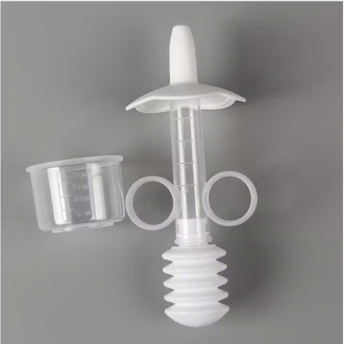 Set bón sữa/thuốc kèm cốc đong Kichi