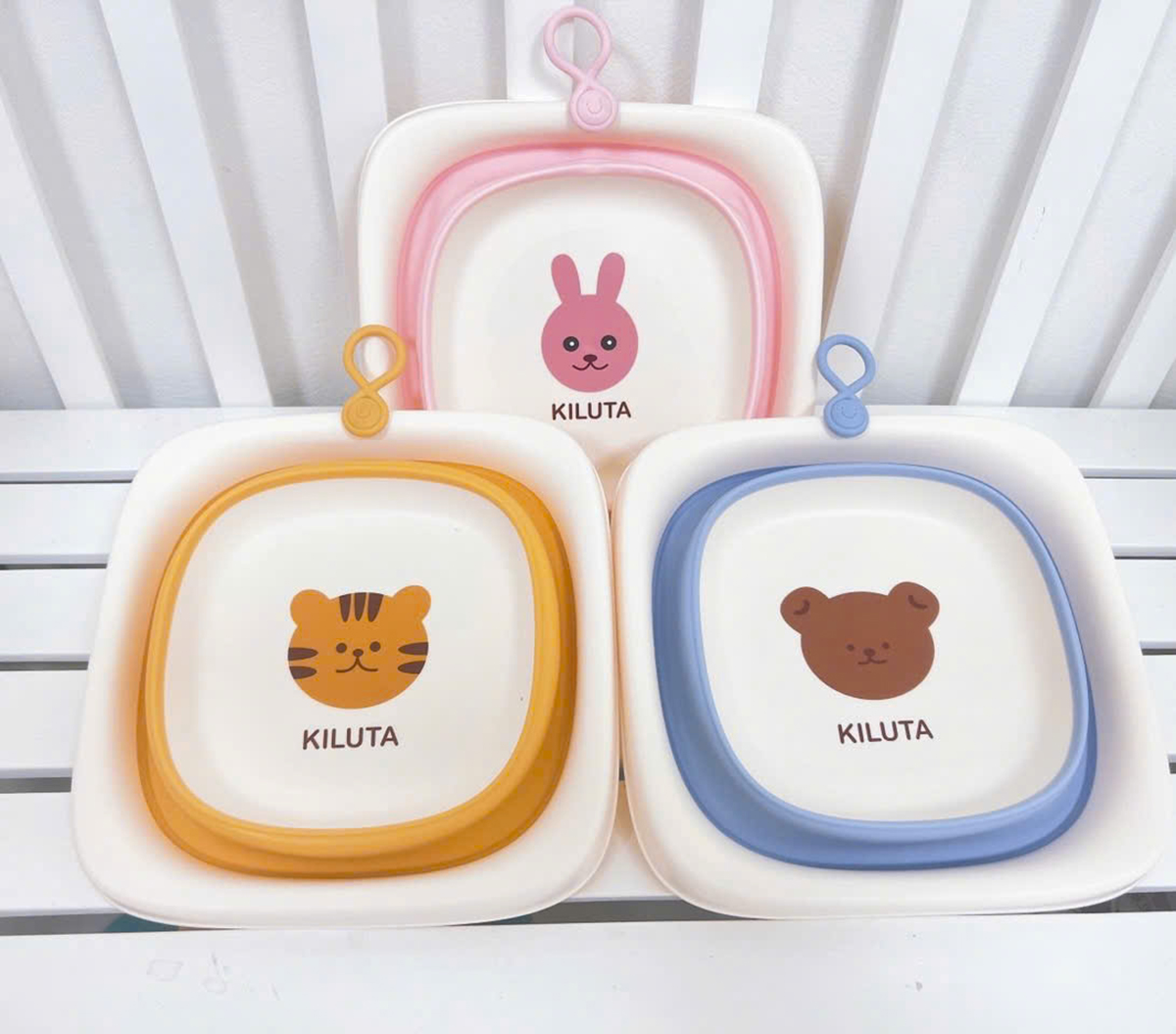 Chậu rửa mặt gấp gọn