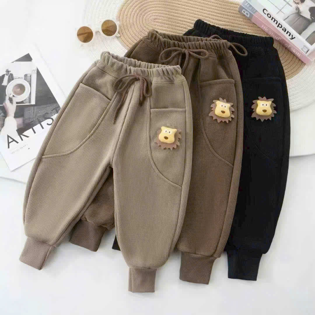 Quần nhung cho bé 1 (SALE)