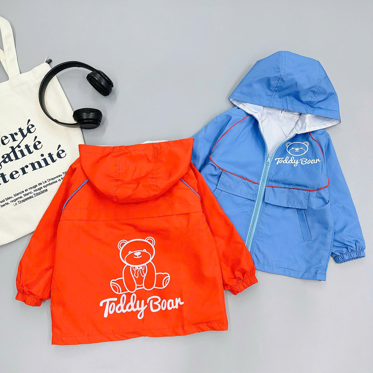 Áo khoác mỏng cho bé