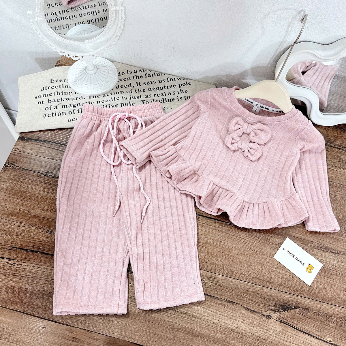 Bộ len đũa nơ bé gái