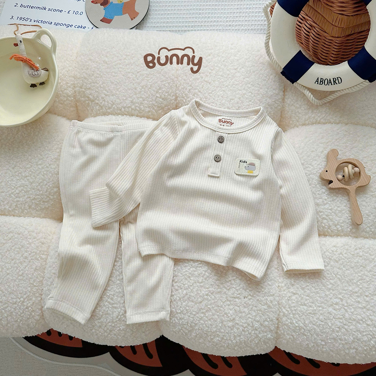 Bộ dài len tăm cổ trụ Bunny