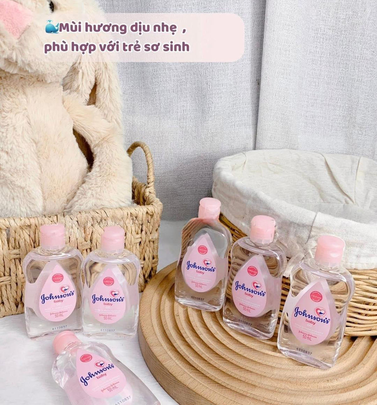 Dầu massage Johnson Baby