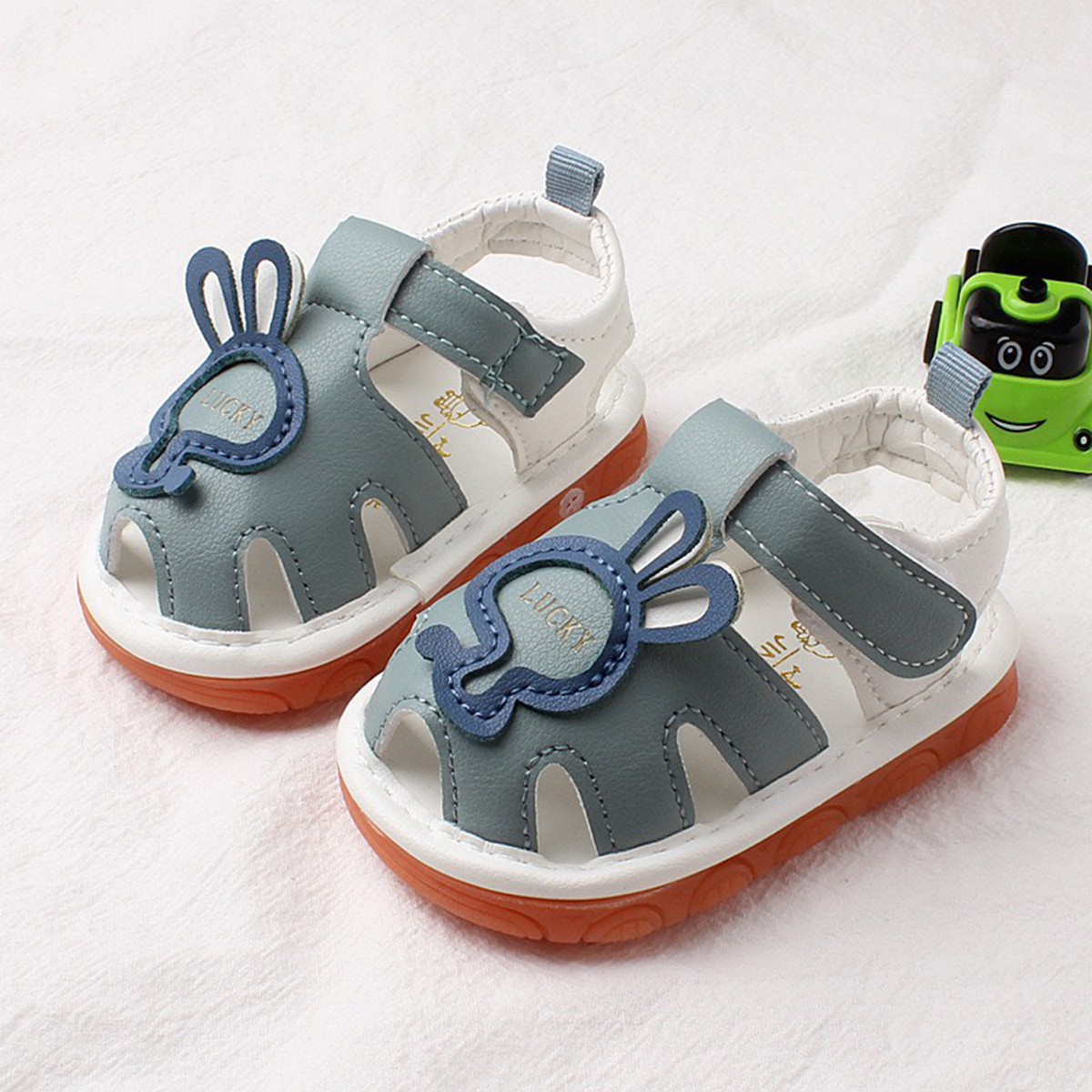 Dép tập đi chip chip (thỏ)