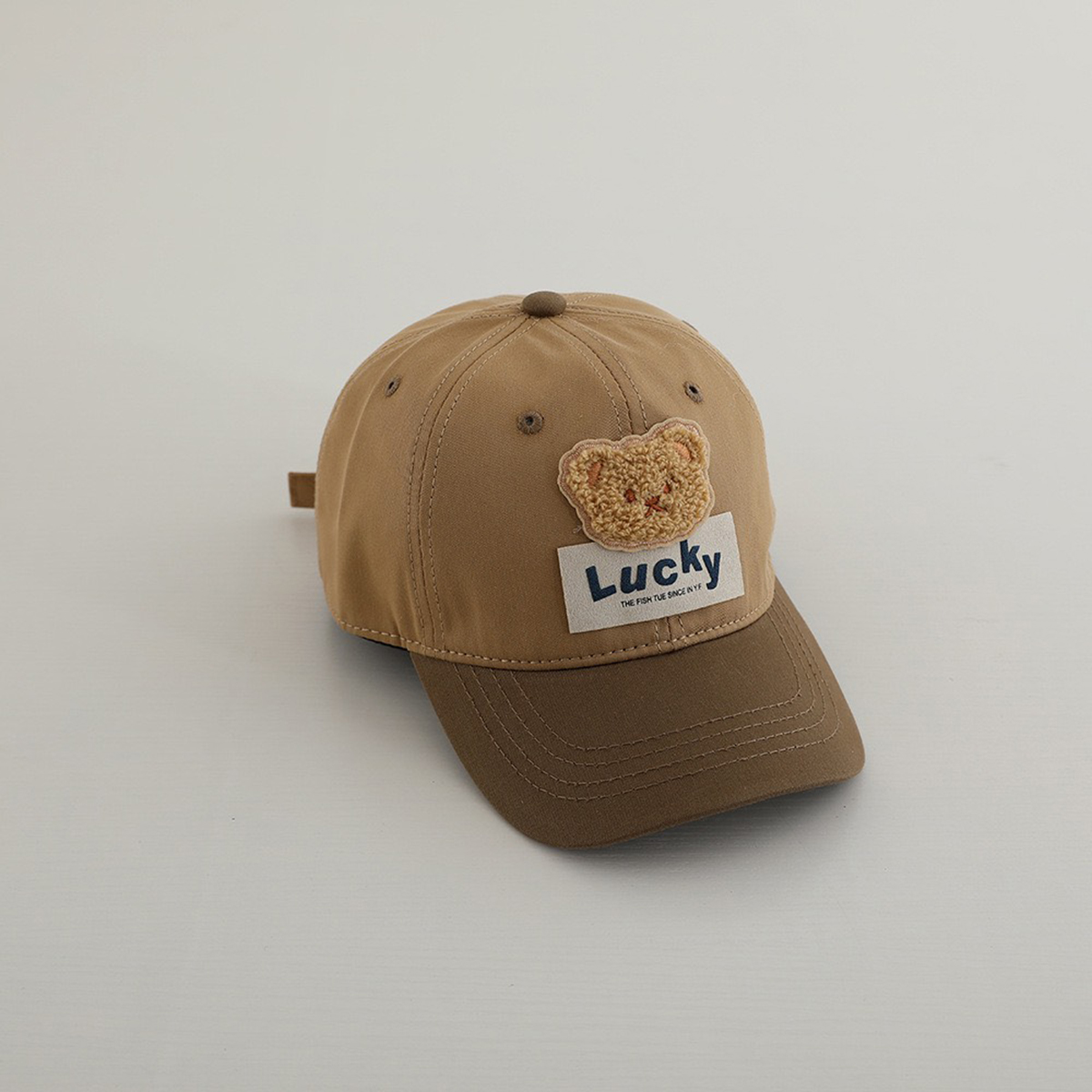 Mũ lưỡi trai gấu nhỡ