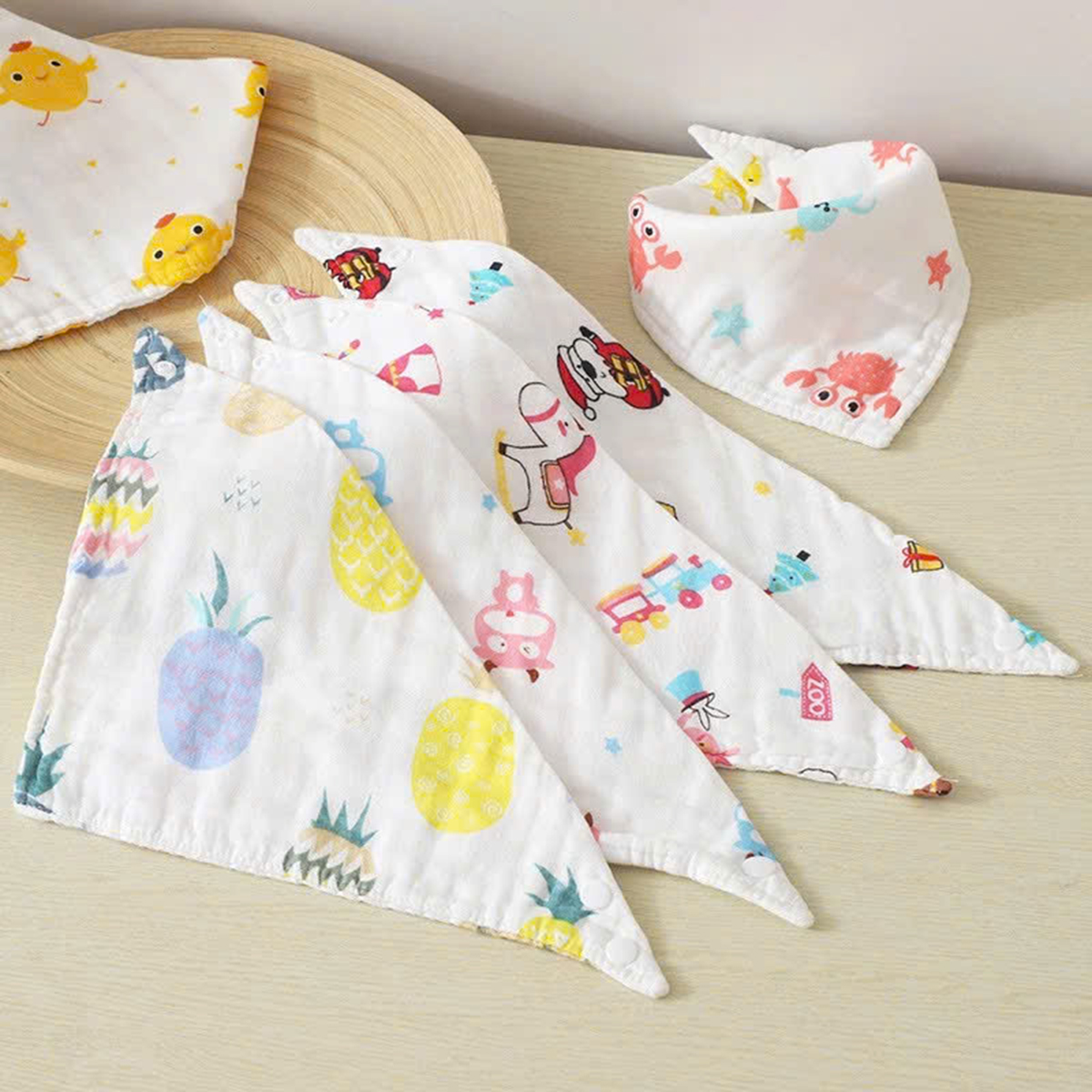 Set 5 khăn yếm tam giác xô nhăn