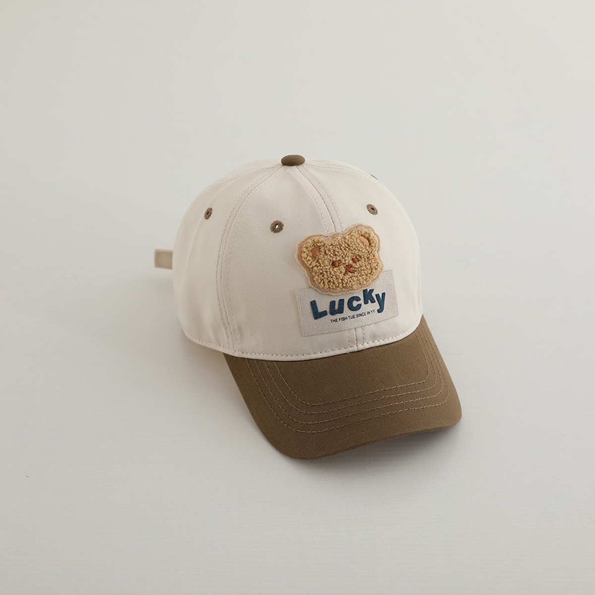 Mũ lưỡi trai gấu nhỡ