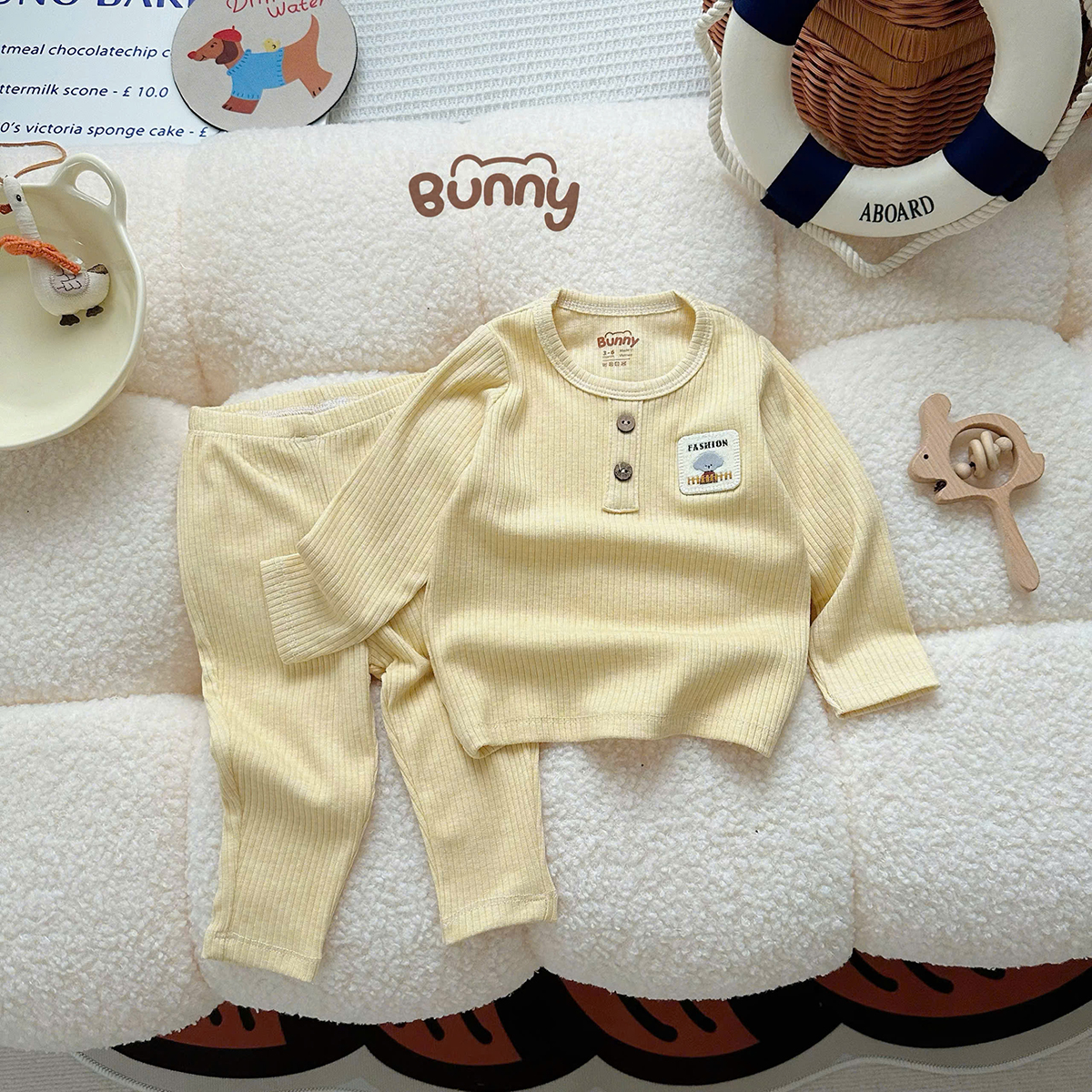 Bộ dài len tăm cổ trụ Bunny