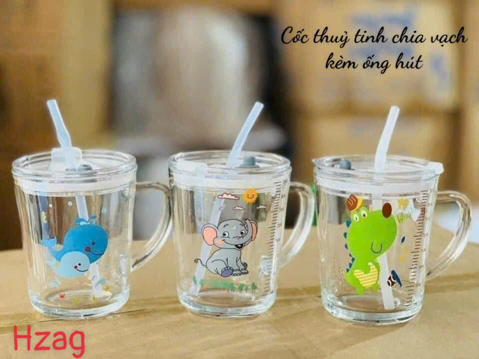 Cốc thủy tinh chia vạch