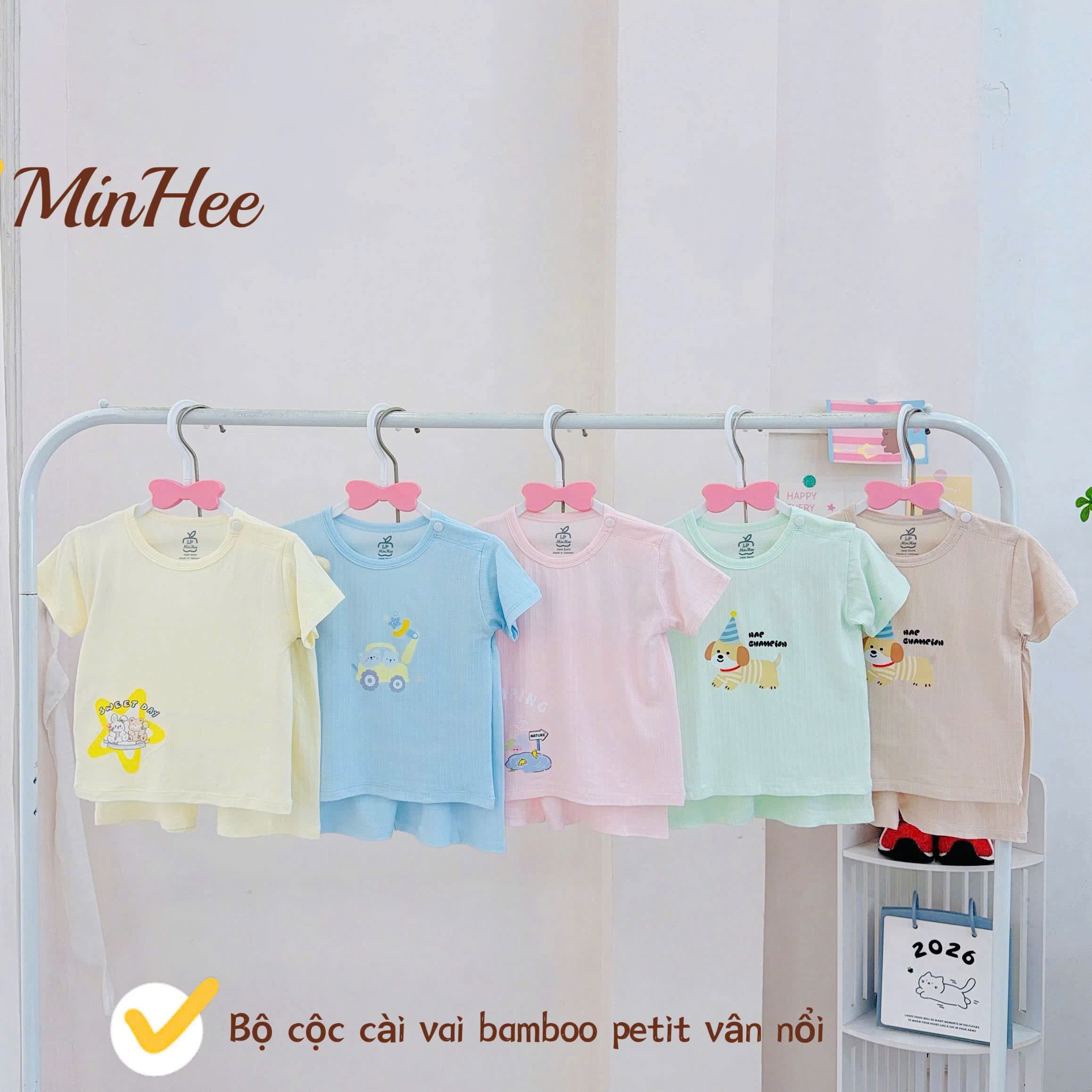Bộ cộc Minhee cài vai (bamboo peptit)