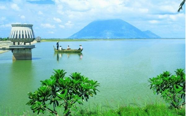 Chia sẻ kinh nghiệm phượt Hồ Dầu Tiếng Tây Ninh