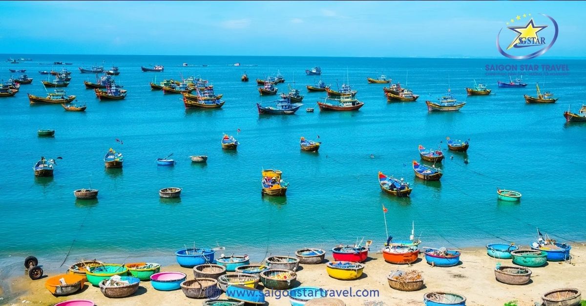 Top địa điểm check-in Phan Thiết: Mũi Né, Đồi cát bay, Bàu Trắng, Suối Tiên