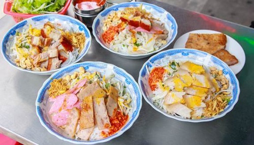Top 4 quán bún mắm nêm ngon, nổi tiếng nhất ở Đà Nẵng