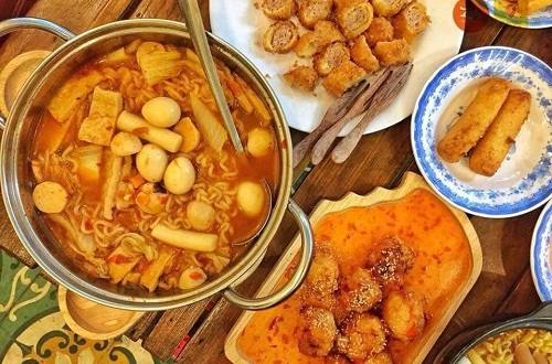 Top 5 quán ăn vặt ngon được yêu thích nhất ở Đà Nẵng