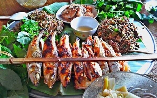 du-lich-sapa-pho-nui-suong-mu-6