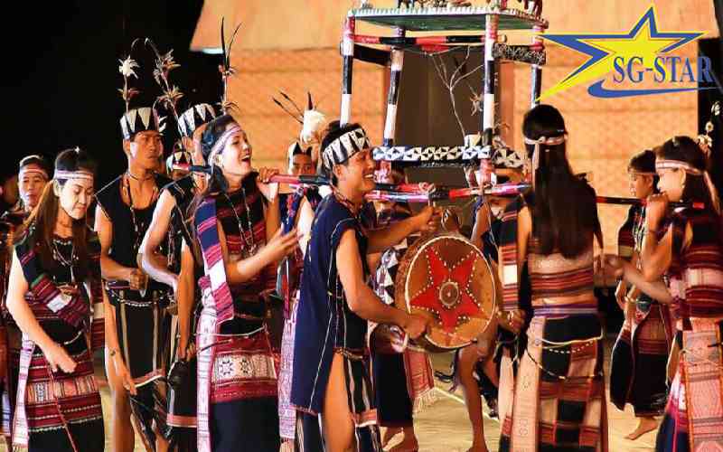 Lễ hội cồng chiêng tại núi Langbiang