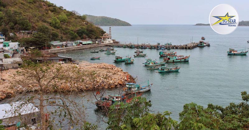 Bãi Chệt, nơi mua sắm hải sản