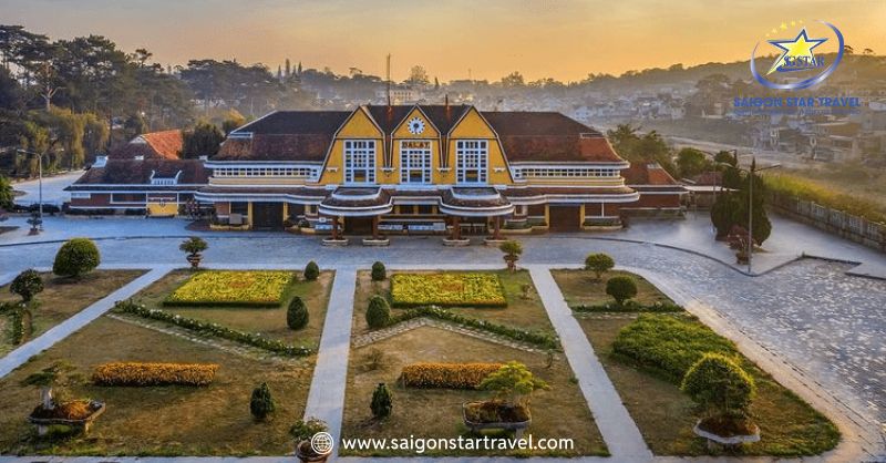 Khu Du Lịch Thúy Thuận Đà Lạt - Chốn Thiên Đường Cà Phê | Saigon Star Travel Nhà ga Đà Lạt siêu cổ điển