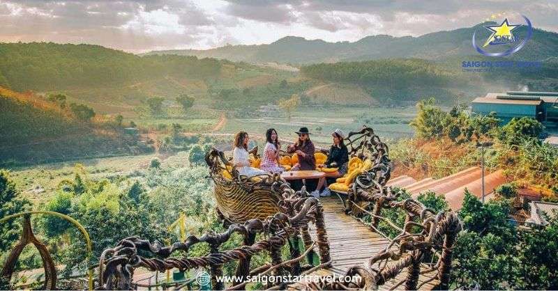 Khu Du Lịch Thúy Thuận Đà Lạt - Chốn Thiên Đường Cà Phê | Saigon Star Travel Khu du lịch Thúy Thuận với view triẹu đô