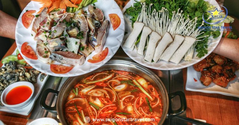 Lẩu Cá Tầm Đà Lạt - Món Ăn Ngon Khó Cưỡng Tại Xứ Lạnh | Saigon Star Travel Lẩu cá tầm Đà Lạt với đa dạng topping