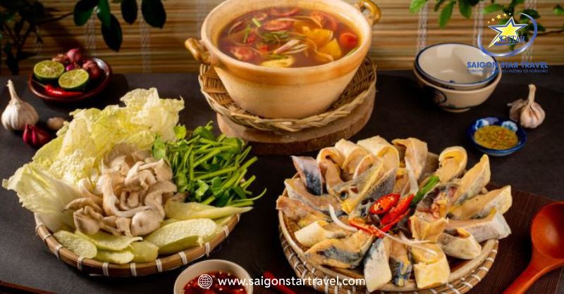 Lẩu Cá Tầm Đà Lạt - Món Ăn Ngon Khó Cưỡng Tại Xứ Lạnh | Saigon Star Travel Thưởng thức nồi lẩu thơm ngon chua cay đậm vị