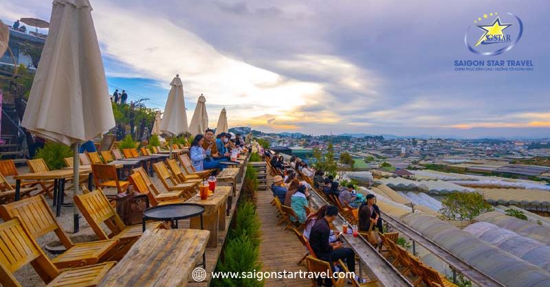 Xóm Lèo Đà Lạt - Địa Điểm Ngắm Hoàng Hôn Cực Chill | Saigon Star Travel Khung cảnh yên ả và thanh bình tại Xóm lèo Đà Lạt Lâm Đồng