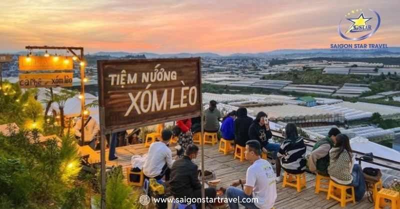Xóm Lèo Đà Lạt - Địa Điểm Ngắm Hoàng Hôn Cực Chill | Saigon Star Travel Tiệm Nướng & Chill Xóm Lèo