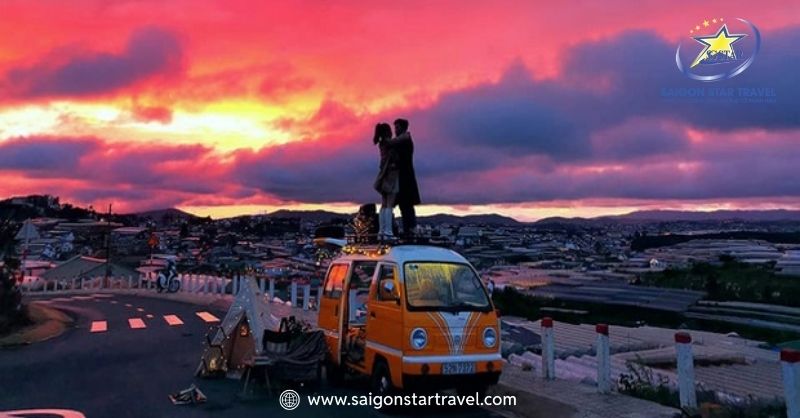 Xóm Lèo Đà Lạt - Địa Điểm Ngắm Hoàng Hôn Cực Chill | Saigon Star Travel Chiều hoang hôn cực đỉnh từ góc nhìn tại Xóm lèo Đà Lạt