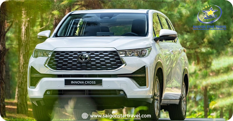 Xe Toyota Innova – Cho thuê xe du lịch 7 chỗ giá rẻ tại TPHCM