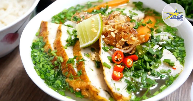 Bánh canh Phú Quốc bình dân nhưng chuẩn chất lượng