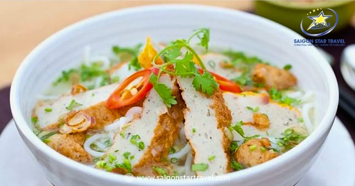 bánh canh chả cá nhồng nha trang nước dùng thanh ngọt
