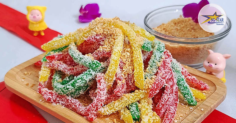 Bánh tằm khoai mì đặc sản dân gian miền Tây với màu sắc bắt mắt