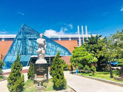 Bảo tàng Đà Nẵng - Địa chỉ thu hút " Nườm Nượp" khách du lịch | Saigon Star Travel bảo tàng đà nẵng