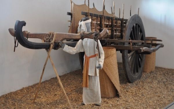 Bảo tàng Dân tộc học Việt Nam - Nơi lưu giữ tinh hoa 54 dân tộc anh em | Saigon Star Travel bao tang dan toc hoc viet nam noi luu giu tinh hoa 54 dan toc anh em 3