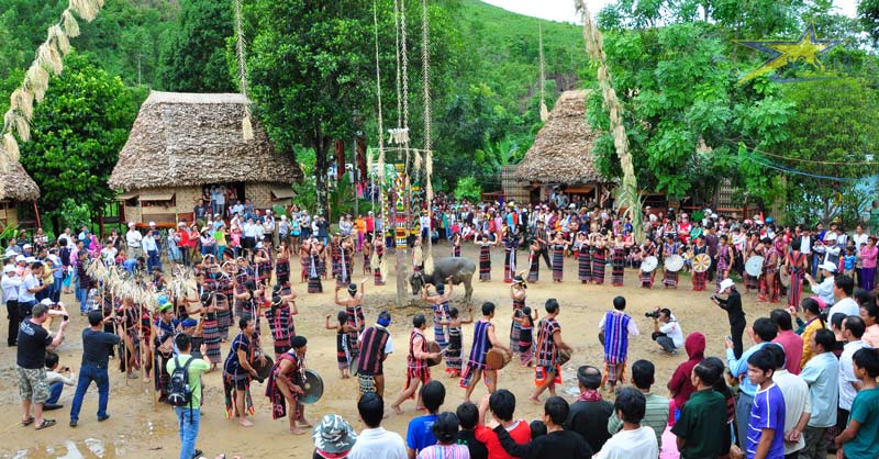 Bật mí các địa điểm du lịch miền Bắc dịp Tết Nguyên Đán 2023 | Saigon Star Travel Trải nghiệm các lễ hội ở Sapa khi du lịch miền Bắc Tết