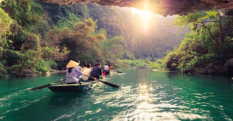 Ngoạn cảnh du xuân đầu năm về Tràng An, Bái Đính – Ninh Bình