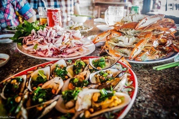 Bật mí du lịch ăn hải sản ở đâu ngon rẻ