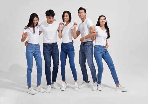 Bí kíp mix đồ đi du lịch hè hot nhất 2024 cho Nhóm