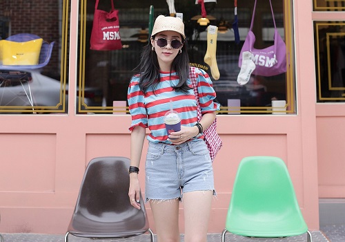 Bí kíp mix đồ đi du lịch hè hot nhất 2024 cho Nữ