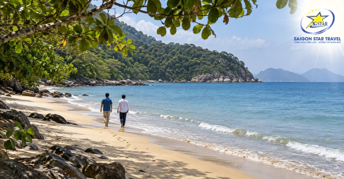 Cảnh biển Bãi Đầm Trầu trong hành trình Côn Đảo 2 ngày 1 đêm