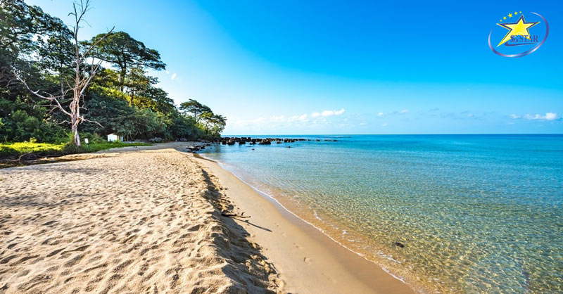 Bãi biển Rạch Giá với nét hoang sơ, mang đến cảm giác bình yên cho du khách Bãi biển Rạch Giá với nét hoang sơ, mang đến cảm giác bình yên cho du khách