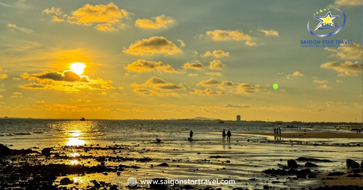 Vẻ đẹp hoàng hôn trên biển Long Hải