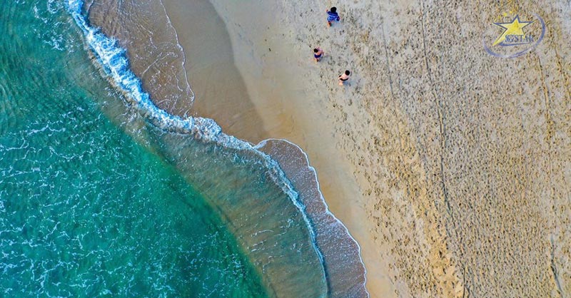 30+ địa điểm du lịch Đà Nẵng không thể bỏ qua | Saigon Star Travel Bãi biển Mỹ Khê - một trong những địa điểm du lịch Đà Nẵng được yêu thích nhất