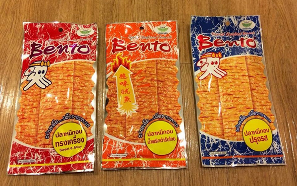 Bỏ túi 5 đồ ăn vặt đóng gói Thái Lan mua về làm quà | Saigon Star Travel Mực khô Bento