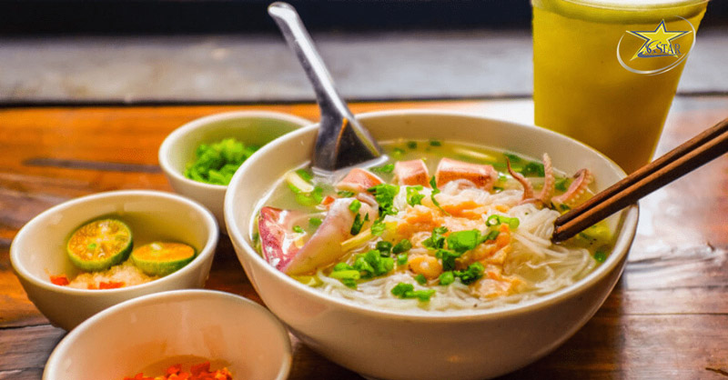 Bún Quậy được nhiều người xếp vào danh sách "nên ăn" khi đến du lịch Phú Quốc