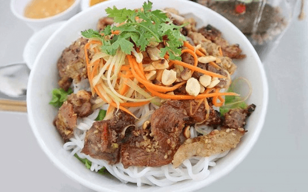 Bật mí các quán ăn ngon ngất ngây ở Đà Nẵng | Saigon Star Travel bat-mi-cac-quan-an-ngon-ngat-ngay-o-da-nang-5