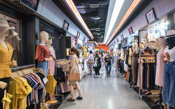 Cẩm nang mua sắm tại trung tâm thương mại Platinum Bangkok | Saigon Star Travel “Mua càng nhiều – giảm càng nhiều”